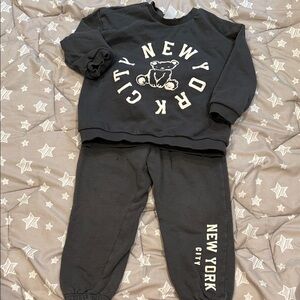 H&M Black New York City Kids Sweatshirt and Joggers Set